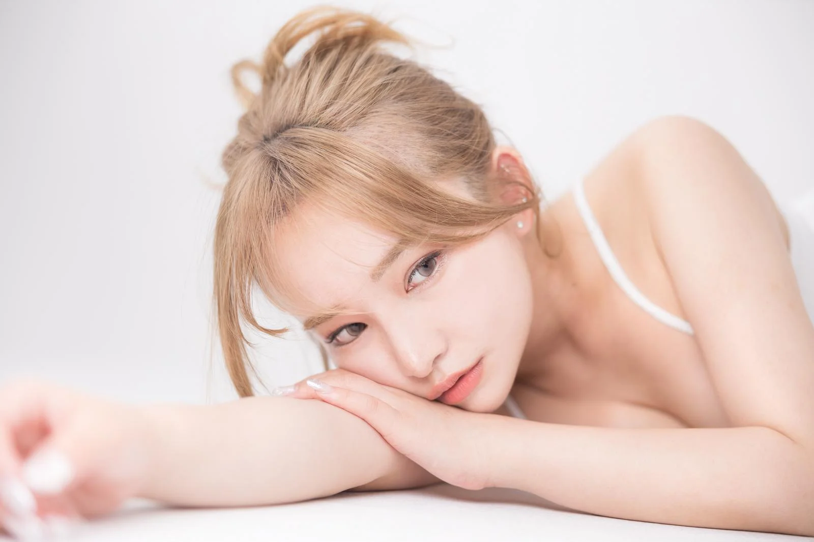 脱毛にはアフターケアが大事。日焼けを避け、徹底的に保湿しよう。