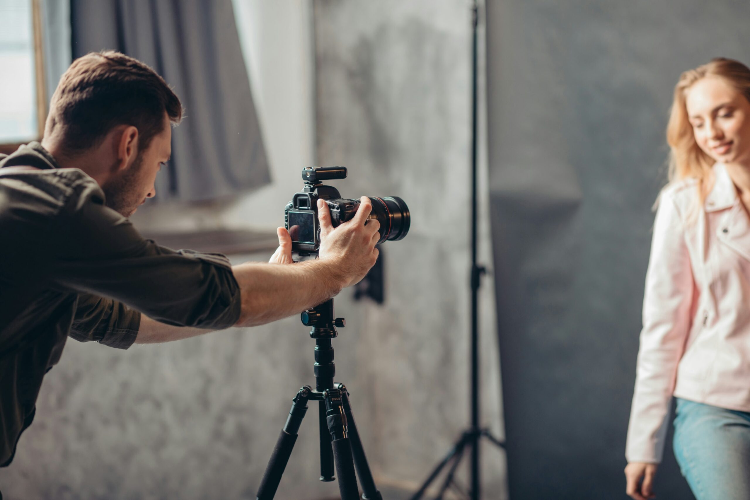 再現性があり、定型化できる作業が外注においては向いており、適性が高くなっています。