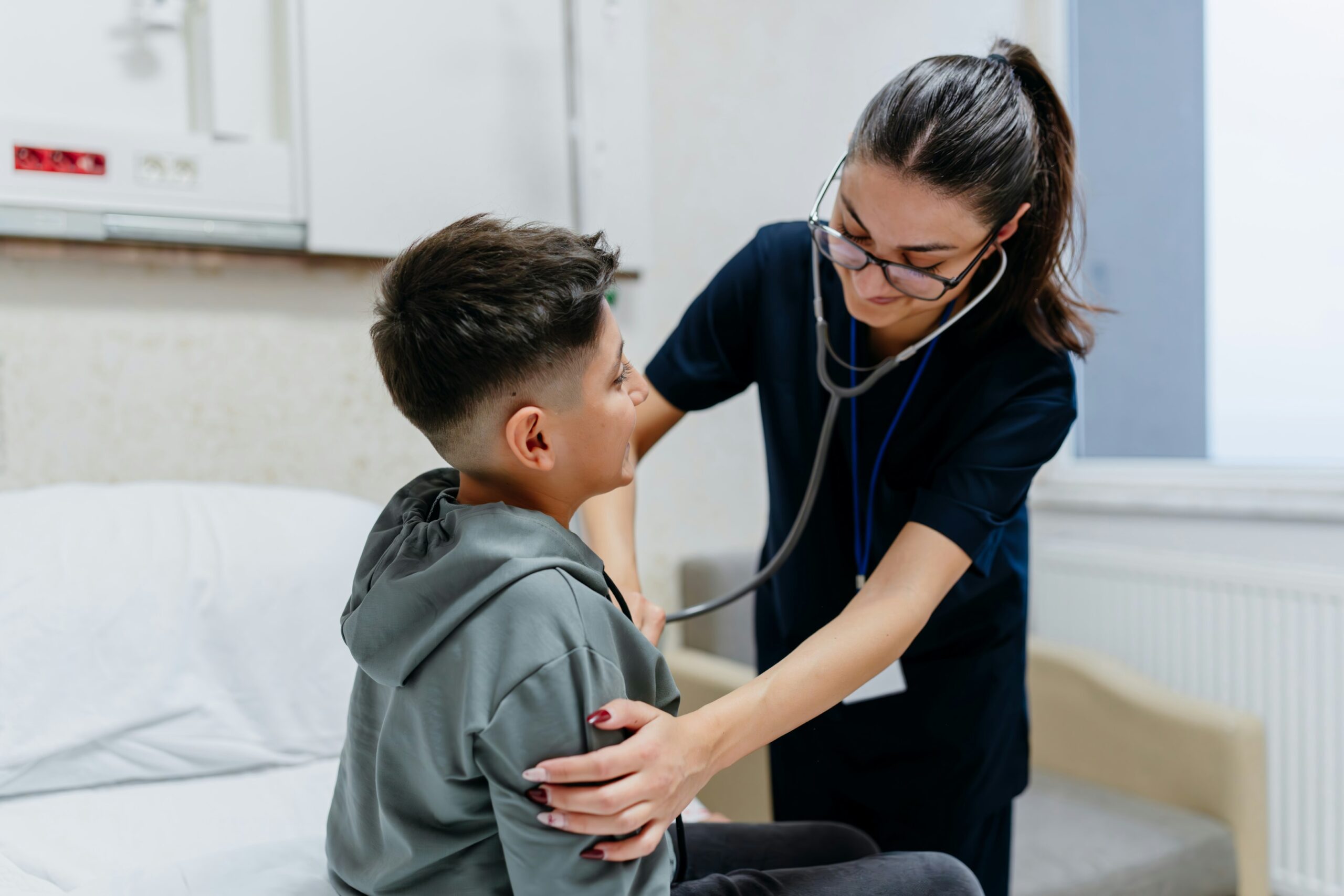 友人の話を聞いていて一番驚いたのが、スケジュールの過酷さでした。